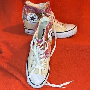 Converse Women's floral High-Top Sneakers